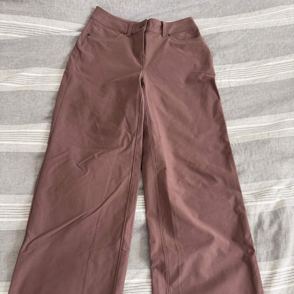 Lululemon - City Sleek 5 Pkt Wide Leg L Utilitech